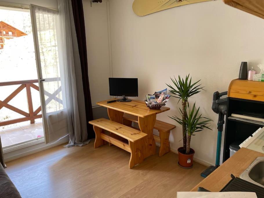 Allos, Logement Pieds Des Pistes, A 10 Minutes De La Base De Loisirs ภายนอก รูปภาพ